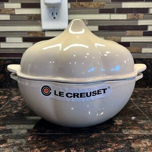 Le Creuset Garlic Shaped Cocotte